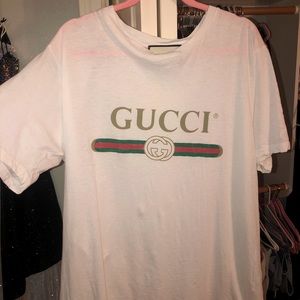 AUTHENTIC GUCCI T-SHIRT